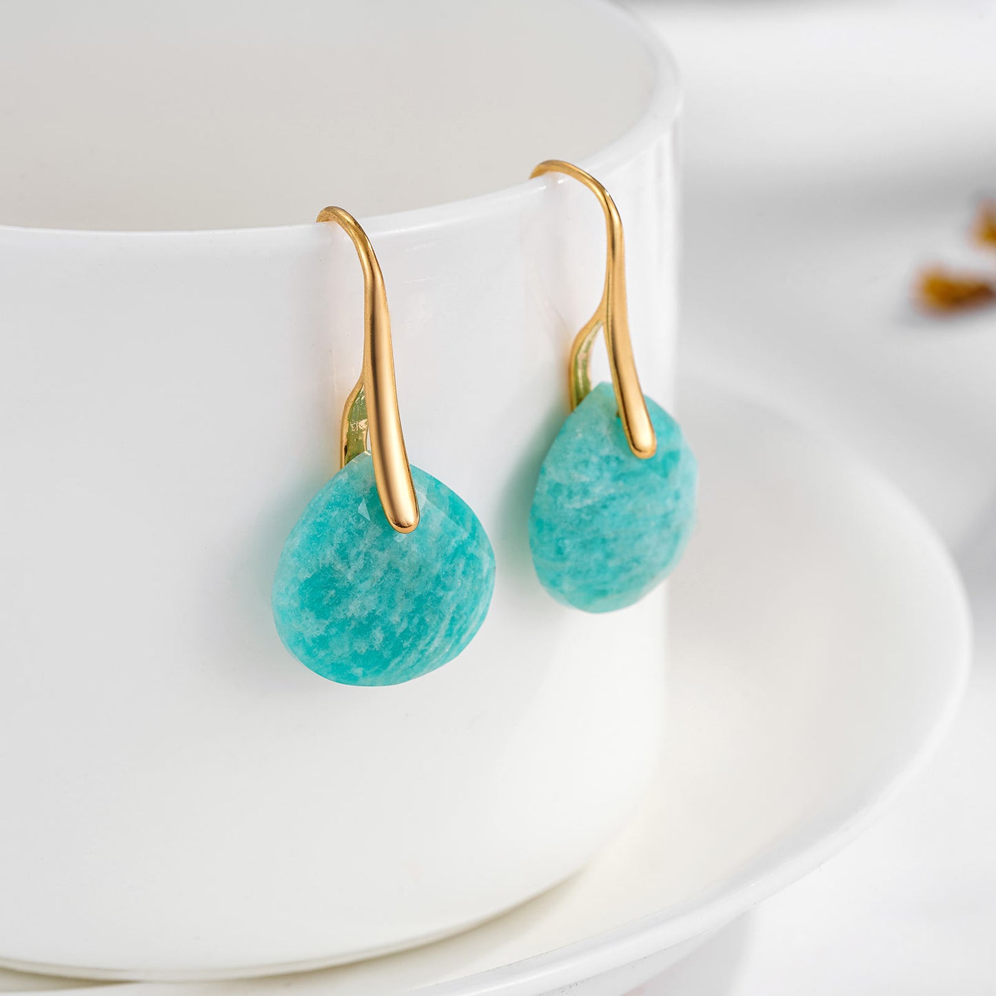 GIRAFFE Lightweight Gemstone Teardrop Dangling Earrings Crystal Jewelry Hypoallergenic Gold Plated Bezel Earrings for Women