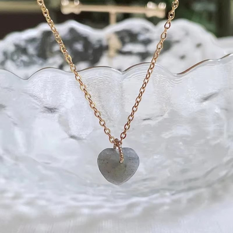 【GIRAFFE®】Minimalist Jewelry Rose Quartz Heart Necklace Gemstone Pendant Women Choker Necklace