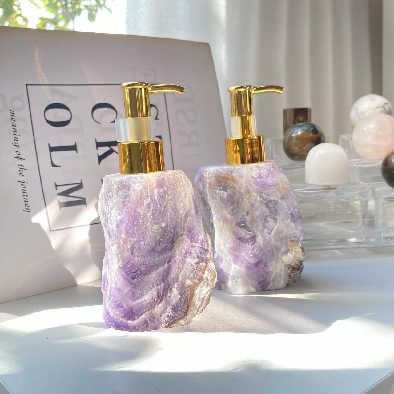 1Pcs Raw Stone Perfume Bottles Dispense Shower Gel Original Stone Crystal Press Bottle