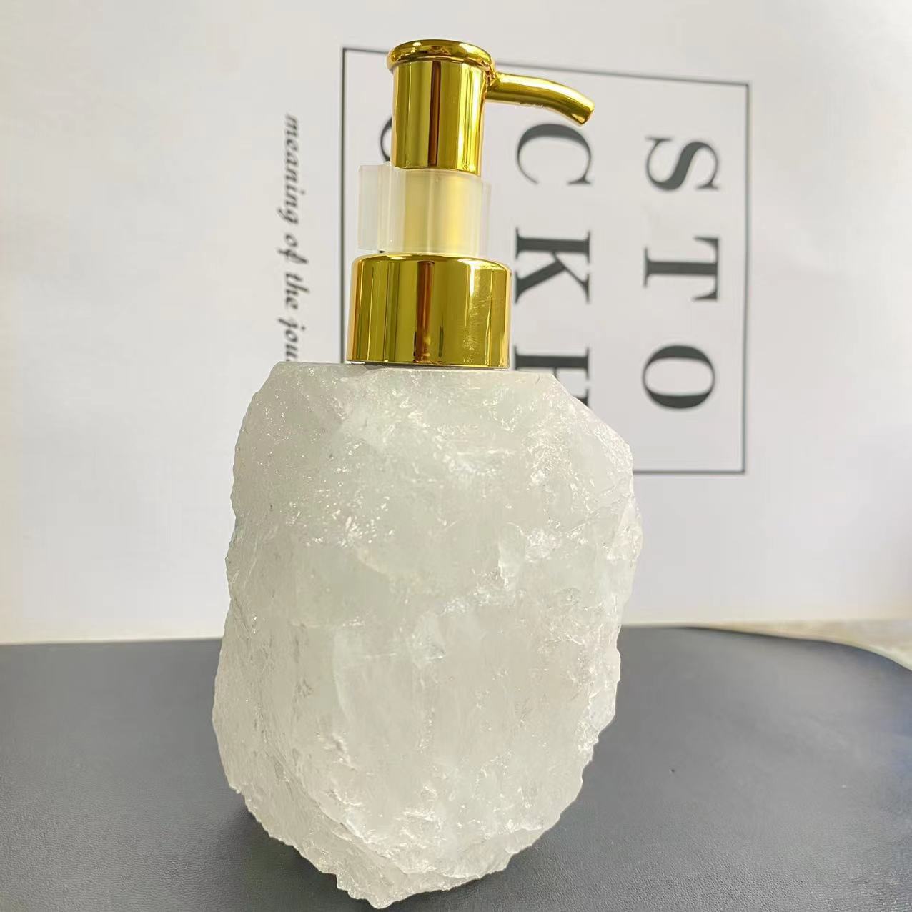 1Pcs Raw Stone Perfume Bottles Dispense Shower Gel Original Stone Crystal Press Bottle