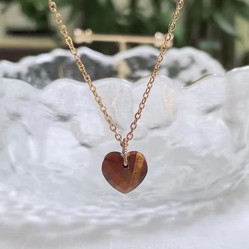 【GIRAFFE®】Minimalist Jewelry Rose Quartz Heart Necklace Gemstone Pendant Women Choker Necklace