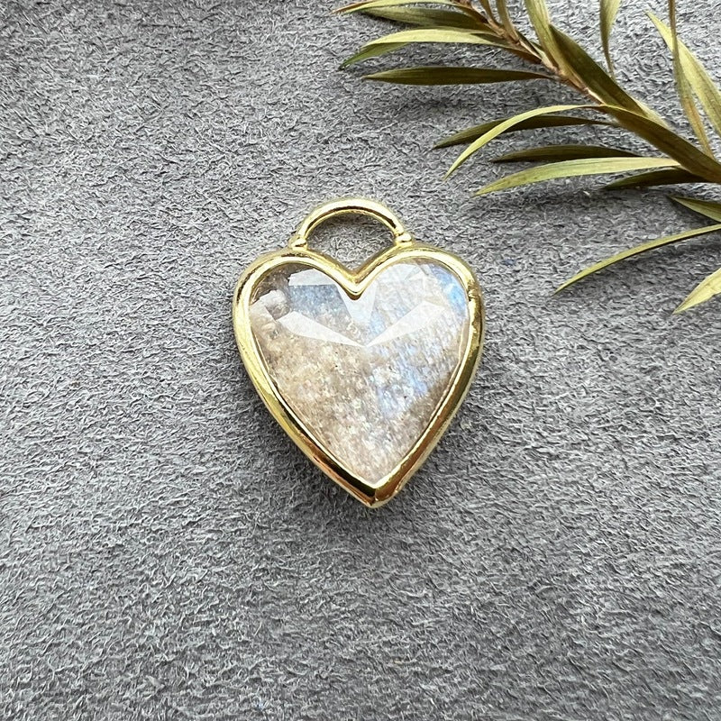 Beautiful Gemstone Amethyst Pendant Gemstone Heart Pendant for Necklace Making