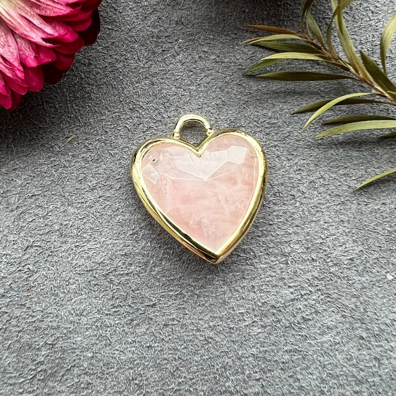 Beautiful Gemstone Amethyst Pendant Gemstone Heart Pendant for Necklace Making